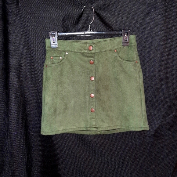 Girls Faux Suede Button Front Olive Green Skirt, Large (10-12) - Picture 1 of 3